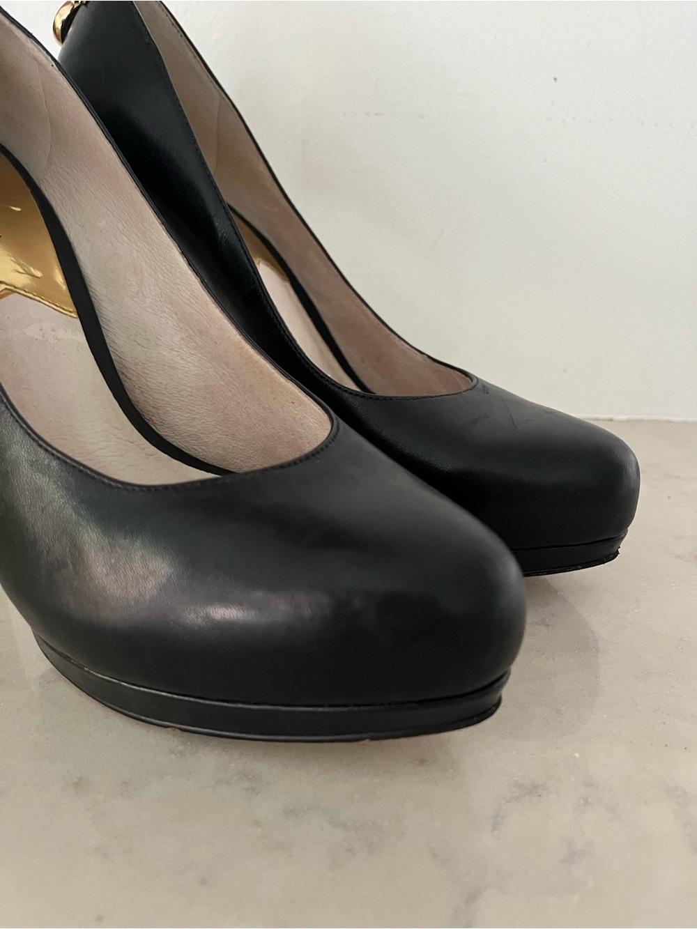 Michael Kors Black Leather High Heel Pumps Stilettos size 7.5 - Picture 6 of 10